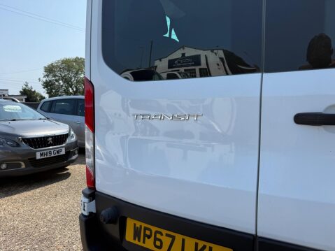 Ford Transit 2.2 TDCi 460 HDT L4 H3 5dr (18 seats) 18