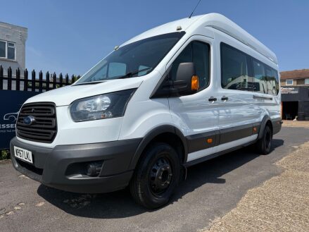 Ford Transit 2.2 TDCi 460 HDT L4 H3 5dr (18 seats)