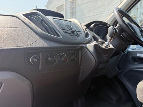 Ford Transit 2.2 TDCi 460 HDT L4 H3 5dr (18 seats) 36