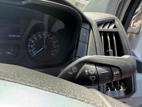 Ford Transit 2.2 TDCi 460 HDT L4 H3 5dr (18 seats) 31