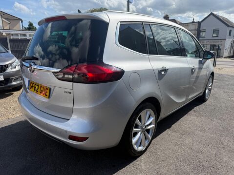 Vauxhall Zafira 2.0 CDTi SE Euro 5 5dr 10