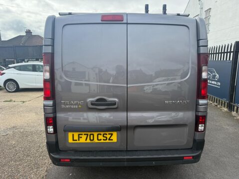 Renault Trafic 2.0 dCi ENERGY 28 Business+ SWB Standard Roof Euro 6 (s/s) 5dr 9