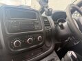 Renault Trafic 2.0 dCi ENERGY 28 Business+ SWB Standard Roof Euro 6 (s/s) 5dr 26