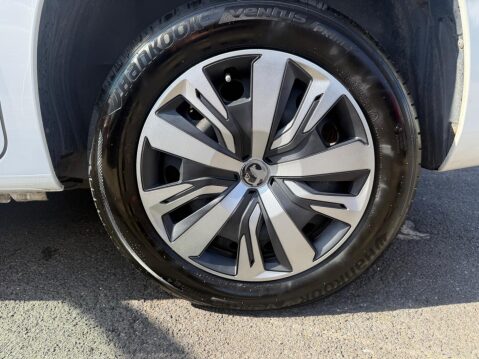 Vauxhall Combo 1.5 Turbo D 2300 Sportive L1 H1 Euro 6 4dr 24