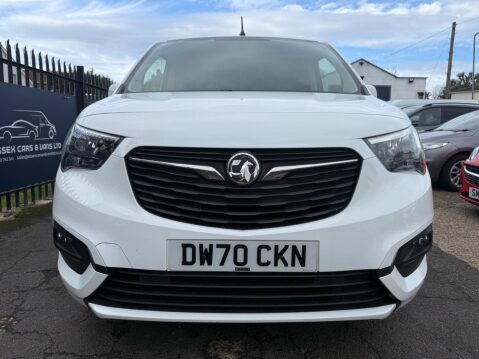 Vauxhall Combo 1.5 Turbo D 2300 Sportive L1 H1 Euro 6 4dr 2