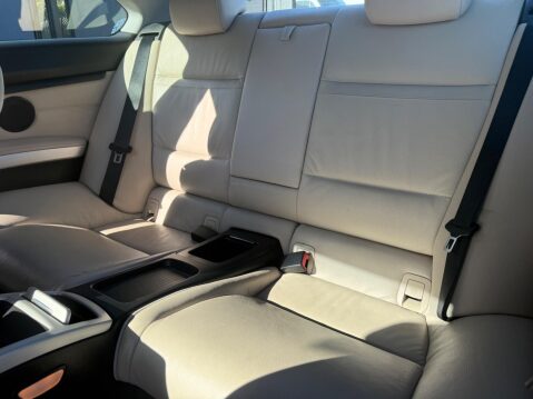 BMW 3 Series 2.0 320i SE Euro 5 (s/s) 2dr 44