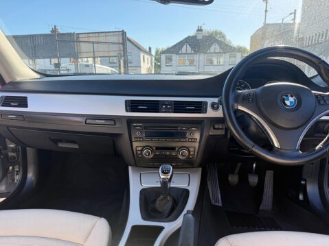 BMW 3 Series 2.0 320i SE Euro 5 (s/s) 2dr 43