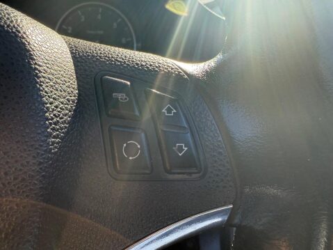 BMW 3 Series 2.0 320i SE Euro 5 (s/s) 2dr 34