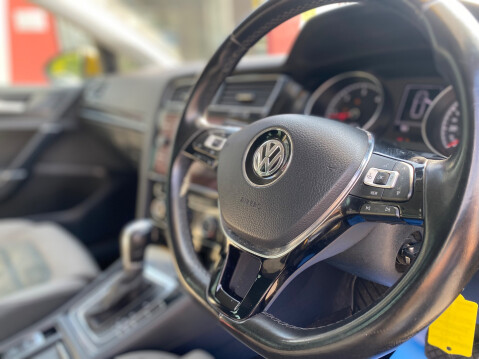 Volkswagen Golf GT TDI DSG 19