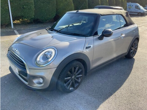 Mini Convertible COOPER 2