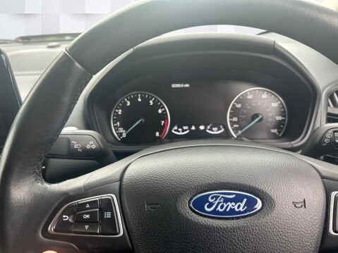 Ford Ecosport TITANIUM 9