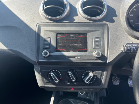 SEAT Ibiza TSI FR 15