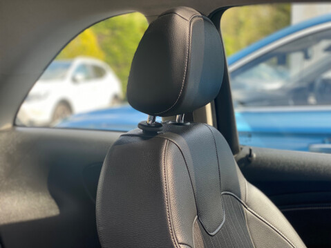 Vauxhall Adam GLAM 8