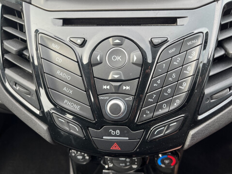 Ford Fiesta ZETEC 12