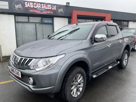 Mitsubishi L200 DI-D 4X4 BARBARIAN DCB