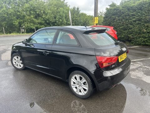 Audi A1 TDI SE 5