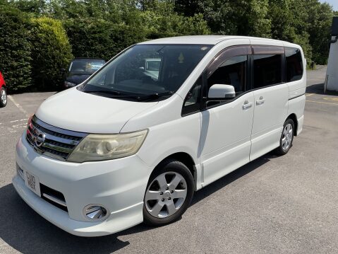 Nissan Serena 9