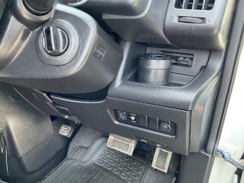 Nissan Serena 22