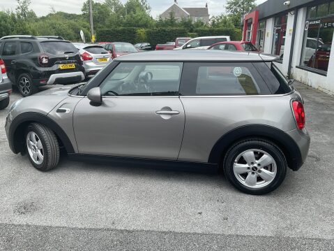 Mini Hatch ONE 7