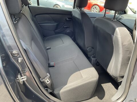 Dacia Sandero ESSENTIAL SCE 14