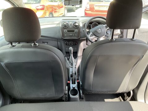 Dacia Sandero ESSENTIAL SCE 16