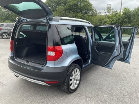 Skoda Yeti ELEGANCE TDI CR 170 17