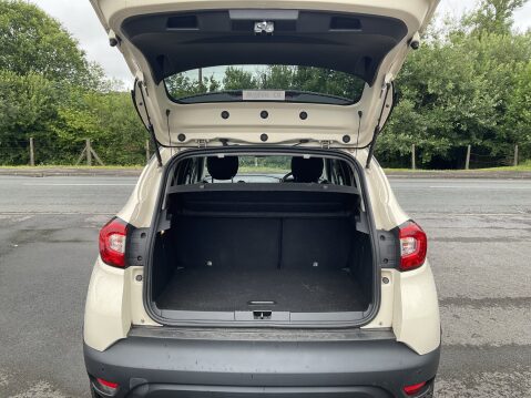 Renault Captur DYNAMIQUE S NAV DCI 17