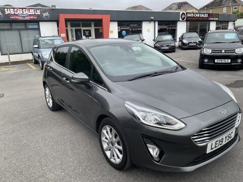 Ford Fiesta TITANIUM 2