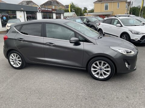 Ford Fiesta TITANIUM 3
