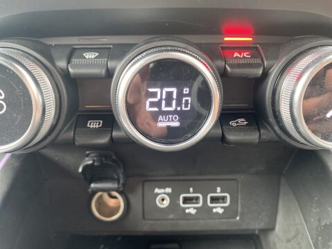 Renault Clio TECHNO TCE 22