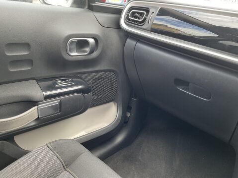 Citroen C3 PURETECH FLAIR 17