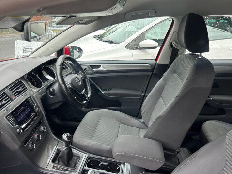 Volkswagen Golf 1.6 SE TDI BLUEMOTION TECHNOLOGY 5d 103 BHP 20