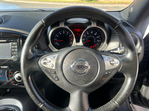 Nissan Juke 1.6 Acenta Premium SUV 5dr Petrol Manual Euro 5 (s/s) (117 ps) 10