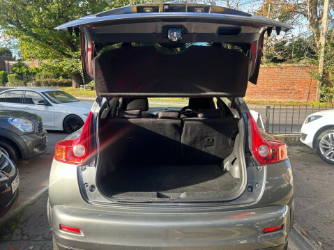 Nissan Juke 1.6 Acenta Premium SUV 5dr Petrol Manual Euro 5 (s/s) (117 ps) 7