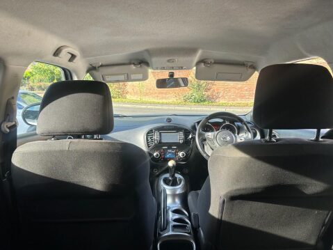 Nissan Juke 1.6 Acenta Premium SUV 5dr Petrol Manual Euro 5 (s/s) (117 ps) 8