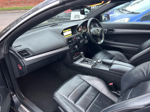 Mercedes-Benz E Class 2.1 E250 CDI BlueEfficiency Sport Cabriolet 2dr Diesel Tiptronic Euro 5 (20 18