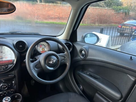 Mini Countryman 1.6 Cooper SUV 5dr Petrol Manual Euro 6 (s/s) (122 ps) 19