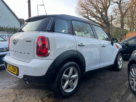 Mini Countryman 1.6 Cooper SUV 5dr Petrol Manual Euro 6 (s/s) (122 ps) 26
