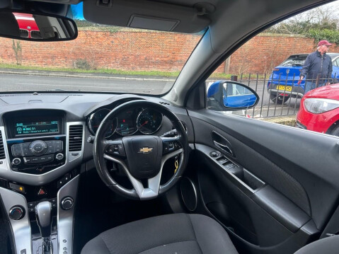 Chevrolet Cruze 1.8 LTZ Hatchback 5dr Petrol Auto Euro 5 (141 ps) BARGAIN PETROL AUTO!! 18