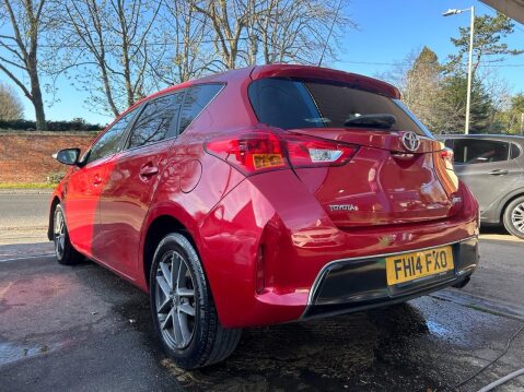 Toyota Auris 1.6 V-Matic Icon Plus Hatchback 5dr Petrol Manual Euro 5 (132 ps) 25