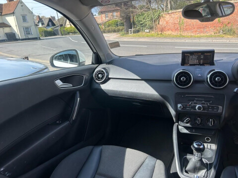 Audi A1 1.0 TFSI Sport Hatchback 3dr Petrol Manual Euro 6 (s/s) (95 ps) LOW INSURAN 17