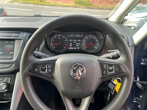 Vauxhall Zafira 1.4i Turbo Design MPV 5dr Petrol Manual Euro 6 (140 ps) 10