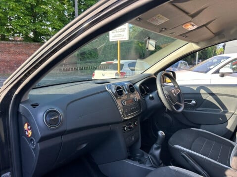 Dacia Sandero Stepway 0.9 TCe Ambiance Hatchback 5dr Petrol Manual Euro 6 (s/s) (90 ps) 21