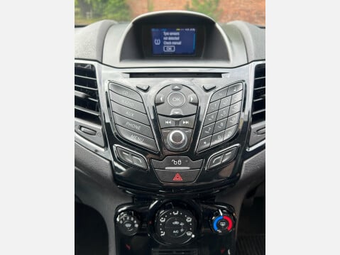 Ford Fiesta 1.25 Zetec Hatchback 3dr Petrol Manual Euro 6 (82 ps) 11