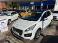 Peugeot 3008 1.6 BlueHDi Allure SUV 5dr Diesel Manual Euro 6 (s/s) (120 ps) PANORAMIC RO 31