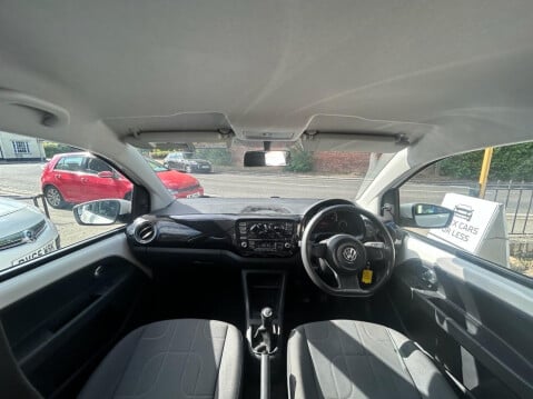 Volkswagen Up 1.0 Move up! Hatchback 5dr Petrol Manual Euro 5 (60 ps) IDEAL 1ST CAR!! 16