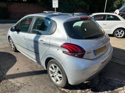 Peugeot 208 1.2 PureTech Active Hatchback 5dr Petrol Manual Euro 6 (82 ps) 6