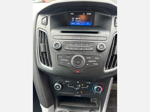 Ford Focus 1.5 TDCi Zetec Estate 5dr Diesel Manual Euro 6 (s/s) (120 ps) 10