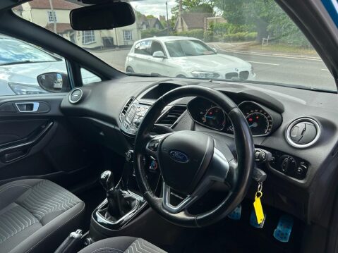 Ford Fiesta 1.0T EcoBoost Zetec Hatchback 5dr Petrol Manual Euro 6 (s/s) (100 ps) WET B 9