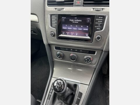 Volkswagen Golf 1.6 SE TDI BLUEMOTION TECHNOLOGY 5d 103 BHP 8